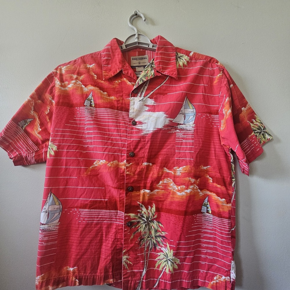 High Sierra Registered Hawaiian Shirt Men's Size XL Red Button‎ Up Palm Trees